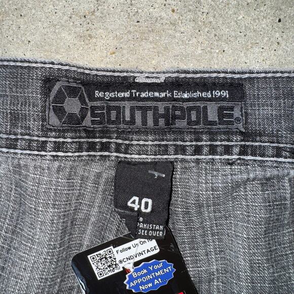 Vintage Y2K GRAIL baggy 2000s southpole red tab jorts shorts - Picture 3 of 5